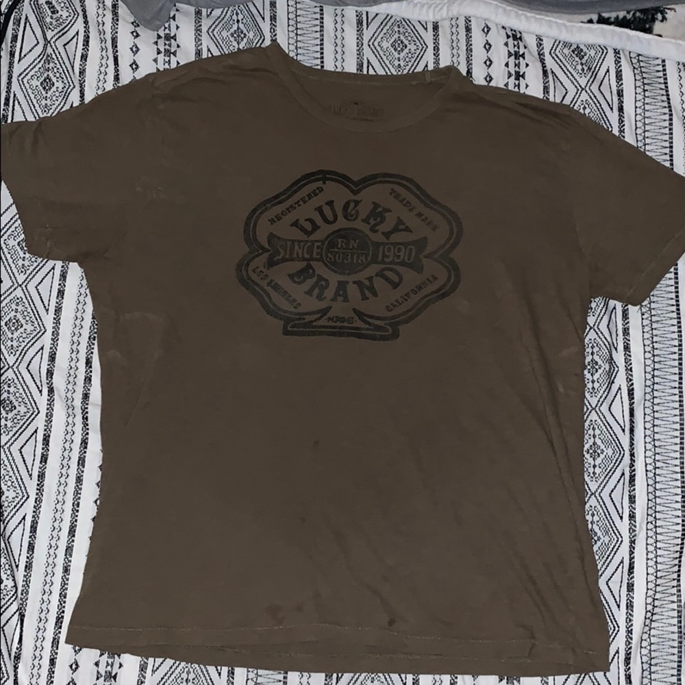 Lucky brand T